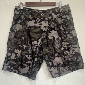 AFTCO Camo Ripstop Fishing Swim Shorts Sz 32 Cargo